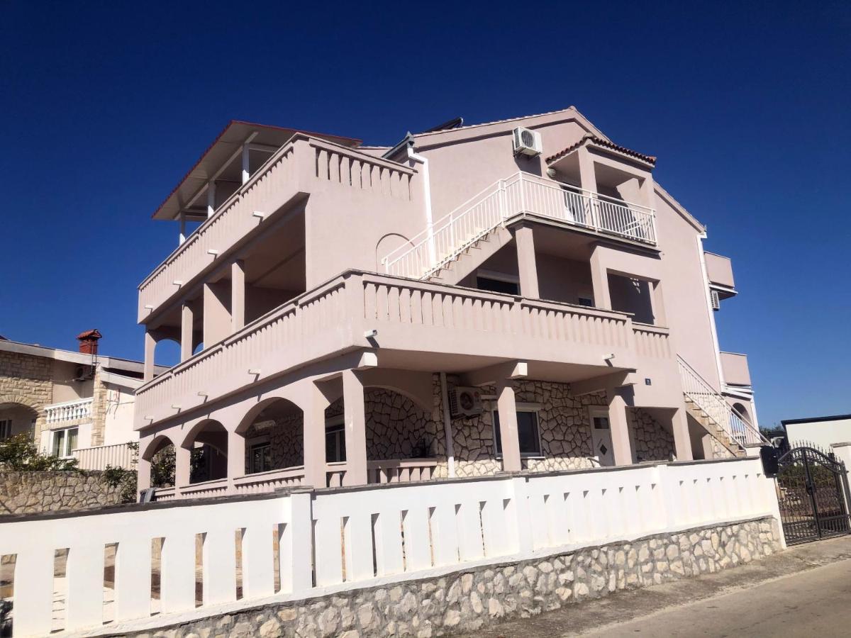 Apartments Villa Zdrava Трогир Экстерьер фото