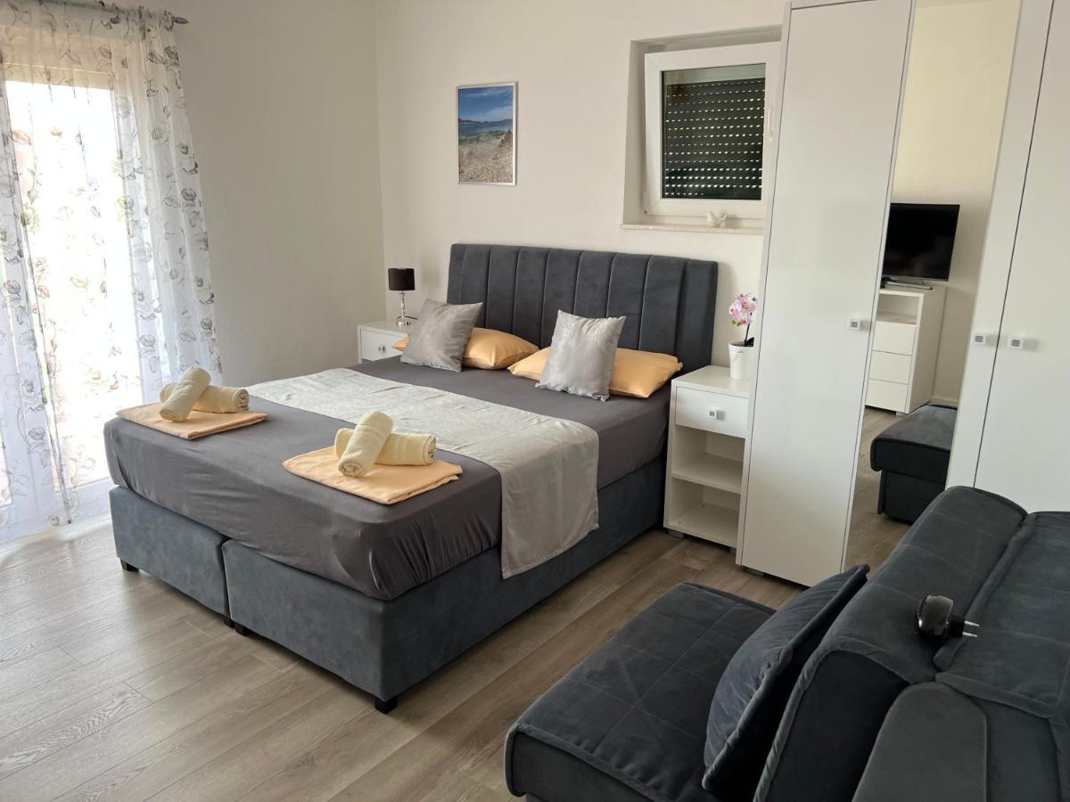 Apartments Villa Zdrava Трогир Экстерьер фото
