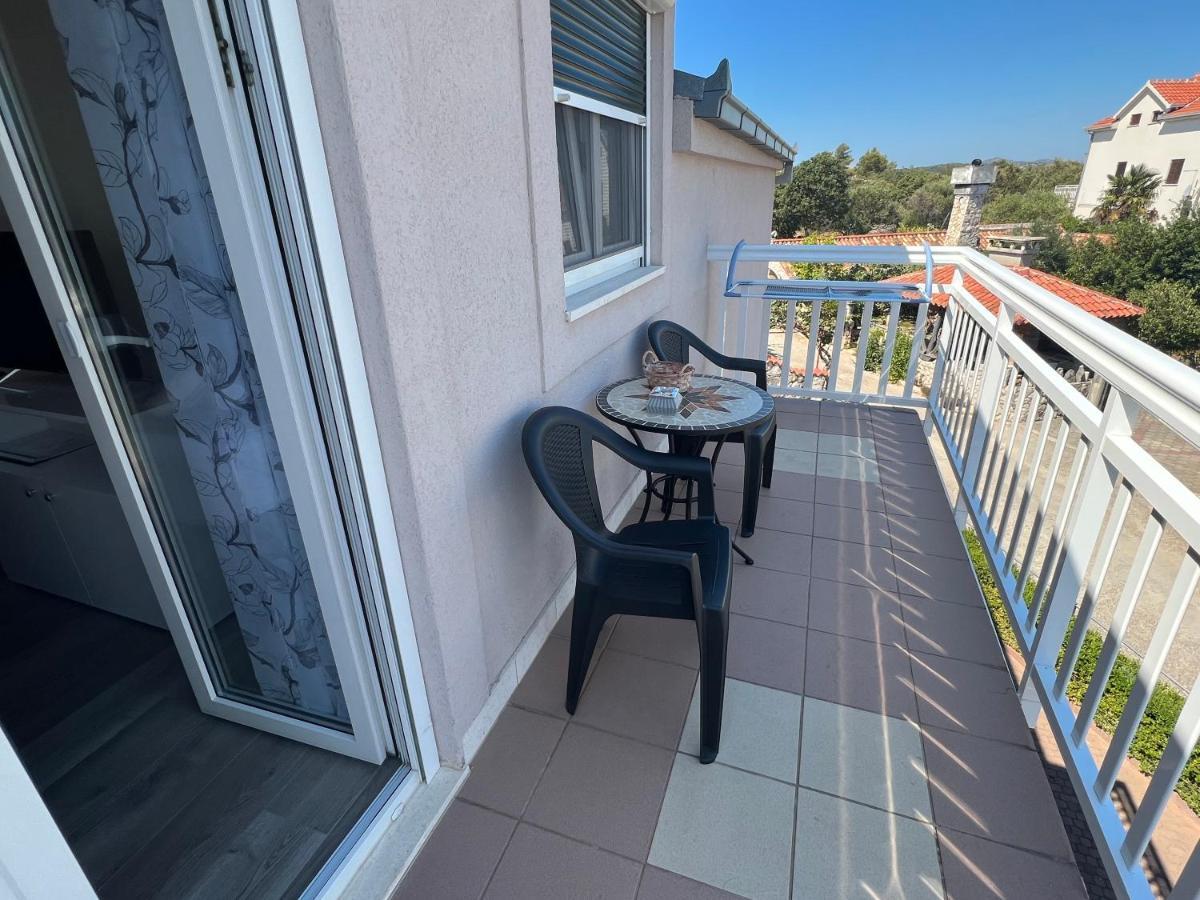 Apartments Villa Zdrava Трогир Экстерьер фото