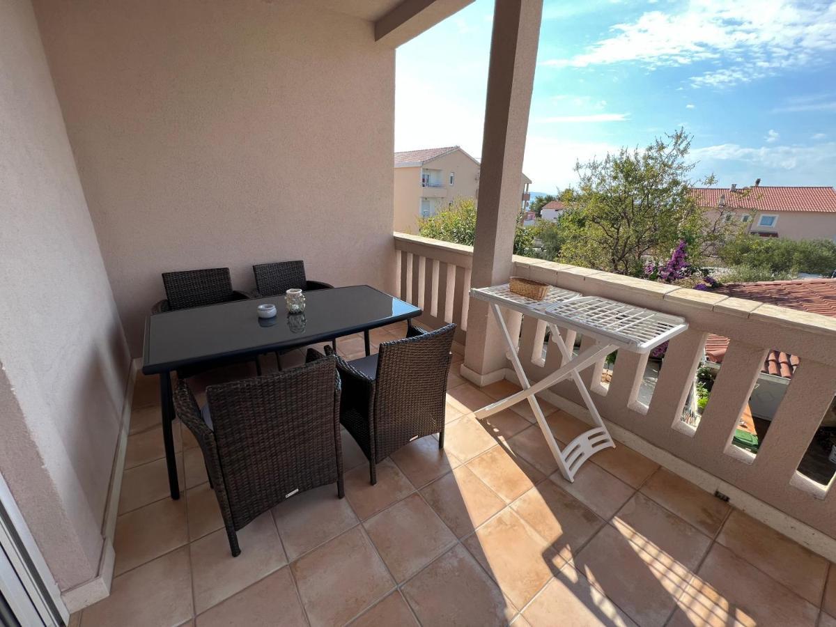Apartments Villa Zdrava Трогир Экстерьер фото